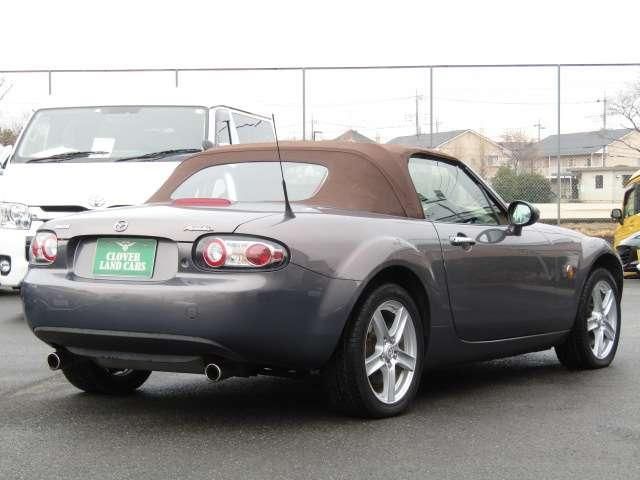 ROADSTER