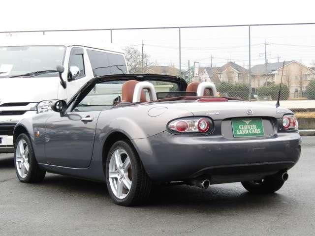 ROADSTER