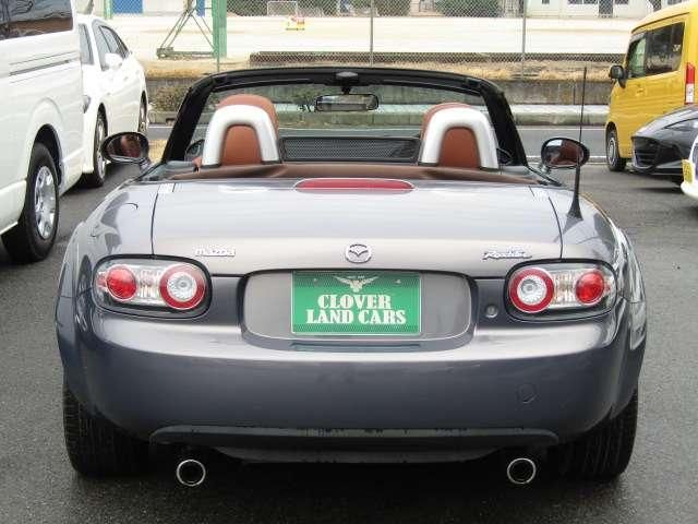 ROADSTER