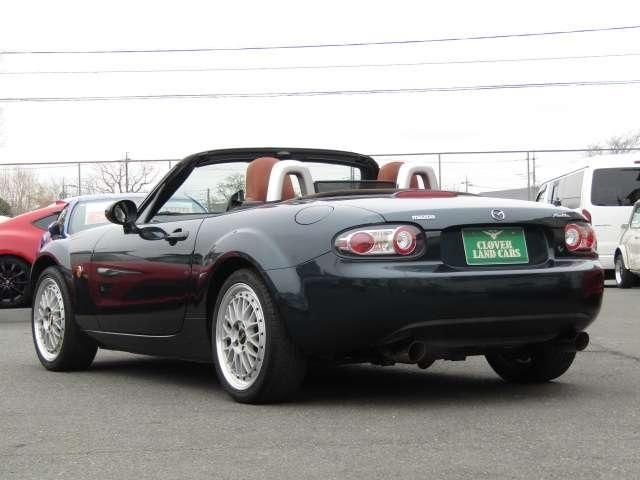 ROADSTER