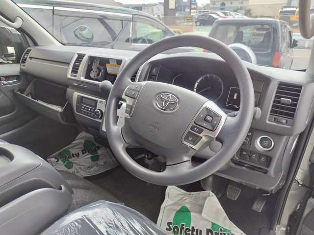 HIACE van 2WD