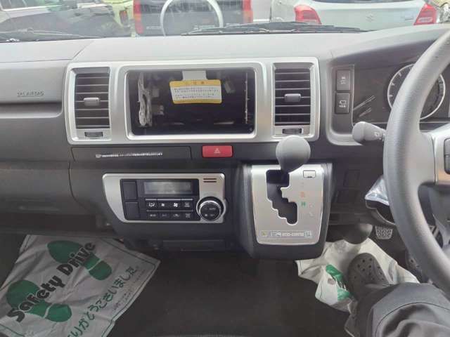 HIACE van 2WD