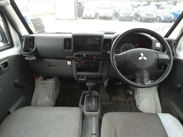 MINICAB van