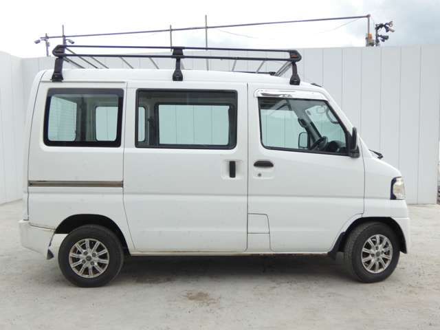 MINICAB van