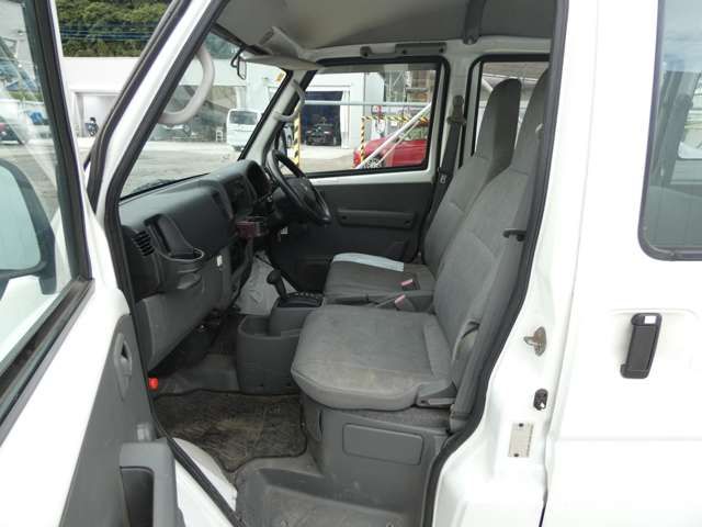 MINICAB van