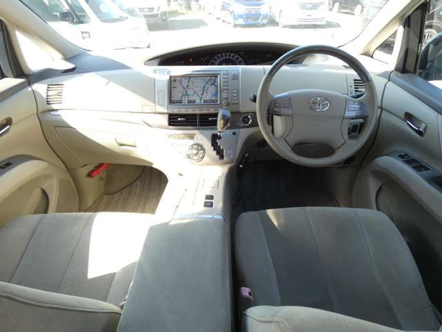 ESTIMA HYBRID 4WD