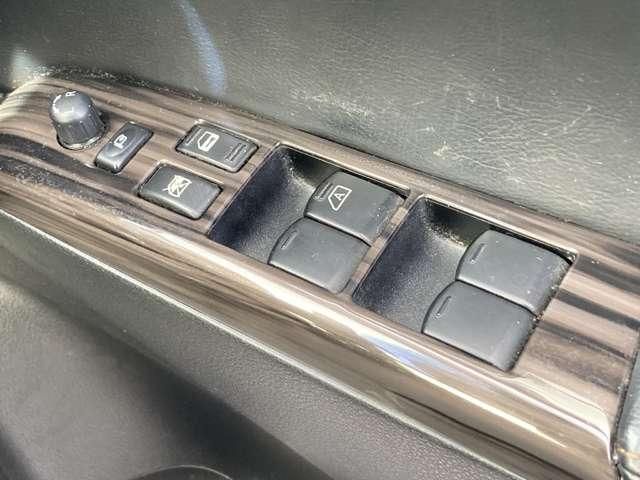 ELGRAND 4WD