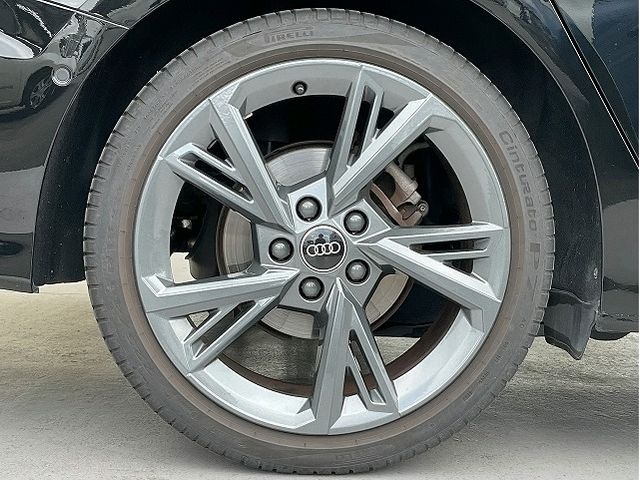 AUDI A3 Sedan