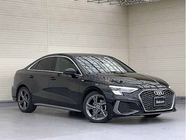 AUDI A3 Sedan