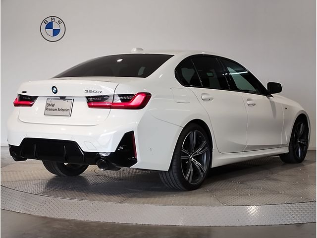 BMW 3 Series sedan