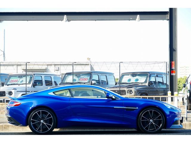 ASTON MARTIN