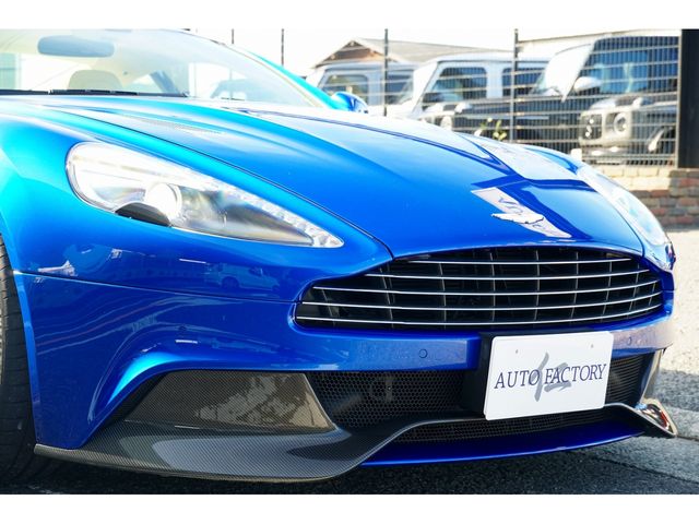 ASTON MARTIN