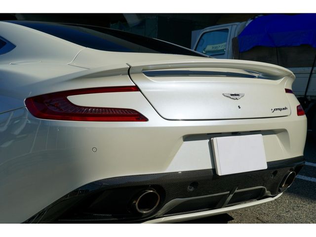 ASTON MARTIN
