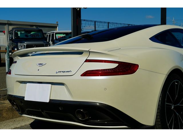 ASTON MARTIN