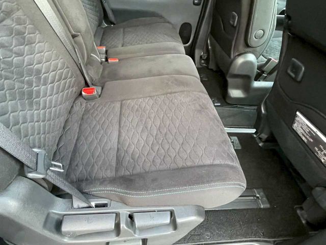 SERENA WG 4WD
