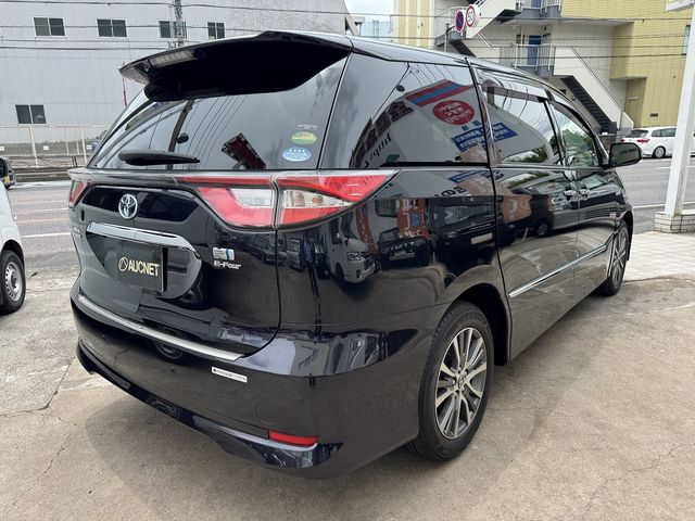 ESTIMA HYBRID 4WD