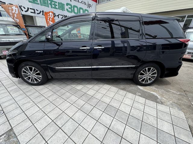ESTIMA HYBRID 4WD