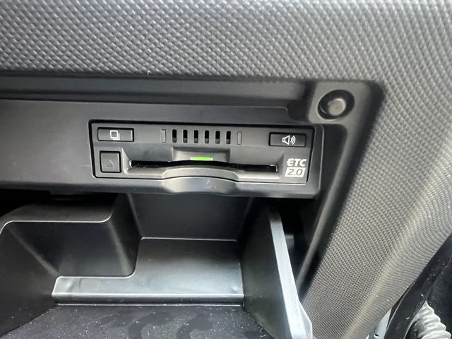 ESTIMA HYBRID 4WD