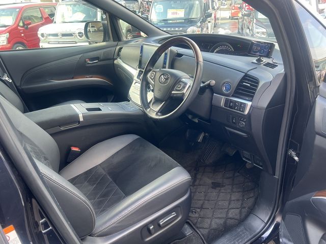 ESTIMA HYBRID 4WD