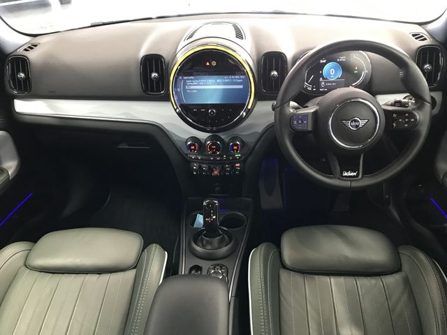 MINI COOPER D CROSSOVER