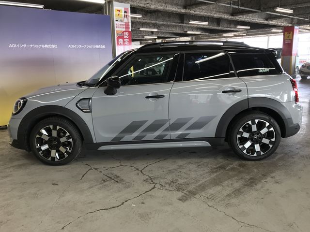 MINI COOPER D CROSSOVER