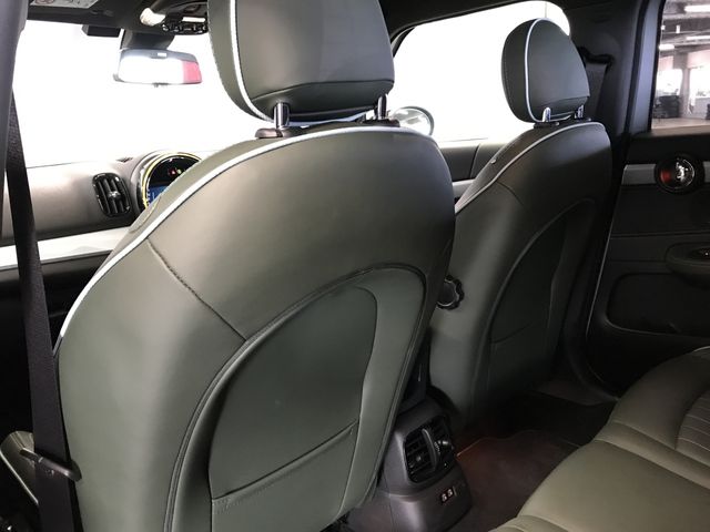 MINI COOPER D CROSSOVER