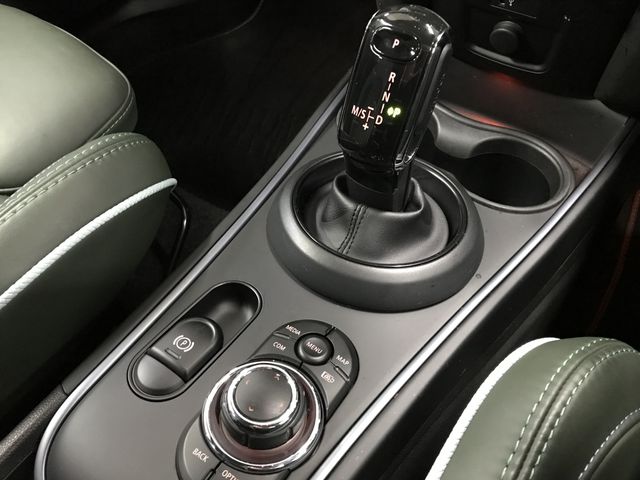 MINI COOPER D CROSSOVER