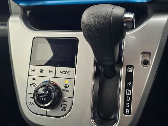 CAST ACTIVA 4WD