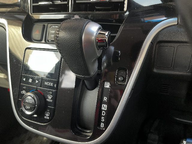 MOVE CUSTOM