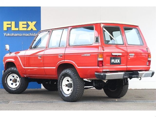 LANDCRUISER van