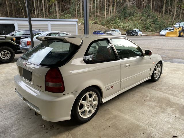 CIVIC hatchback