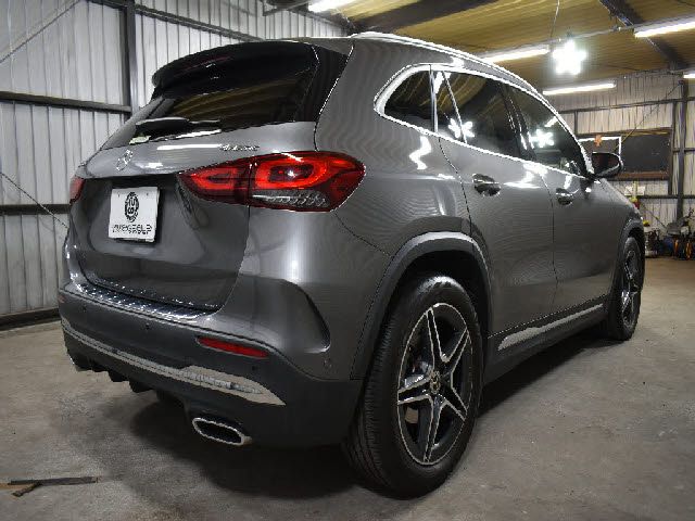 MERCEDES BENZ GLA class