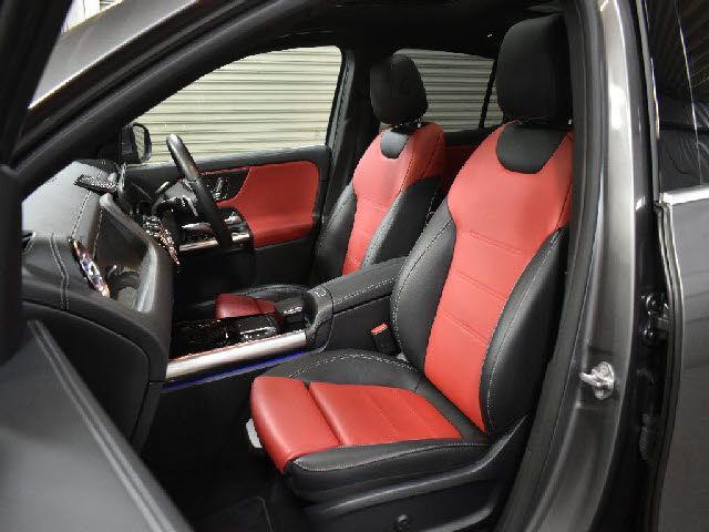 MERCEDES BENZ GLA class