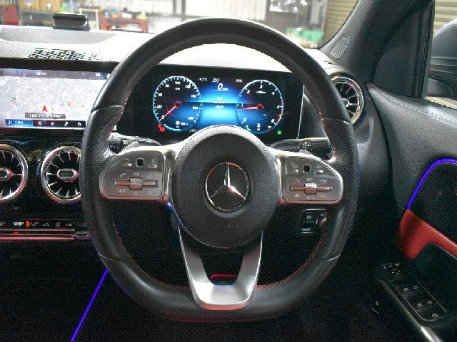 MERCEDES BENZ GLA class