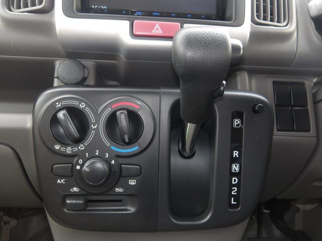 NV100 CLIPPER