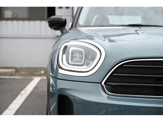 MINI COOPER D CROSSOVER