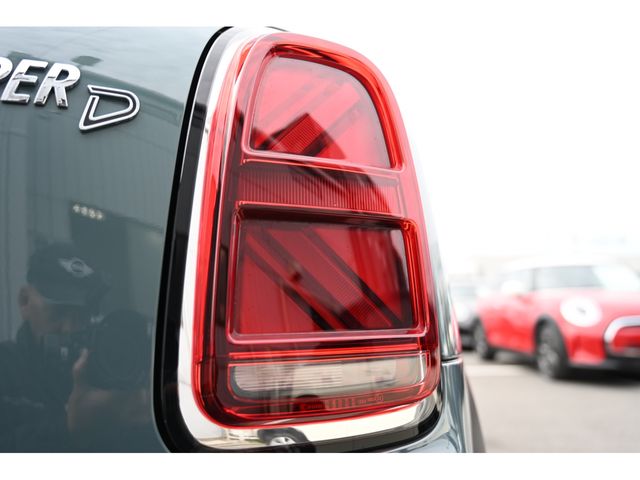 MINI COOPER D CROSSOVER