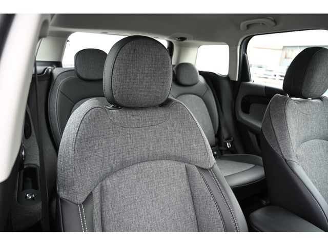 MINI COOPER D CROSSOVER