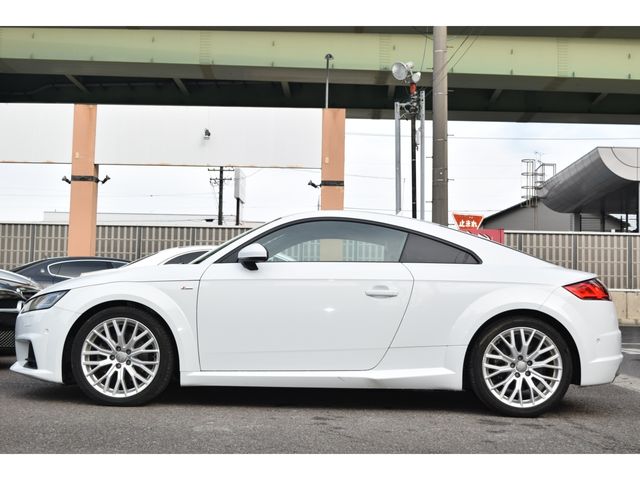 AUDI TT coupe