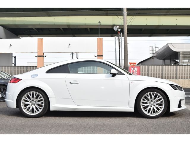 AUDI TT coupe