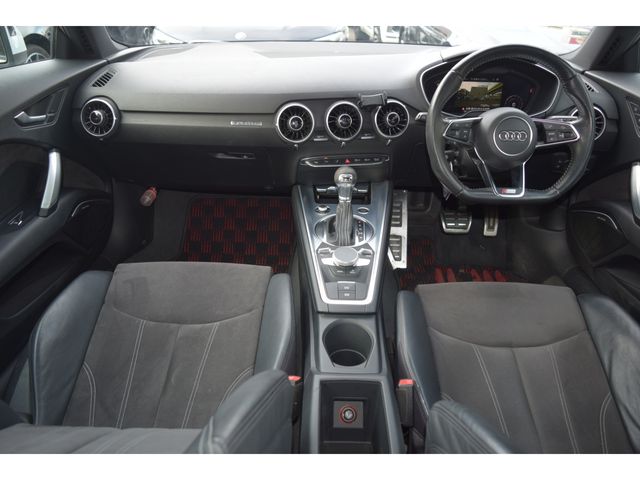 AUDI TT coupe