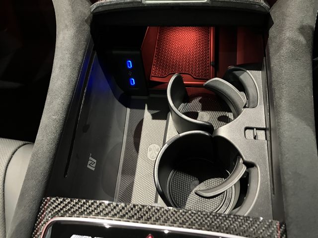 MERCEDES AMG EQE