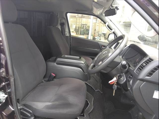 HIACE van 4WD
