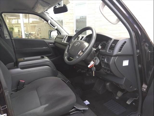HIACE van 4WD
