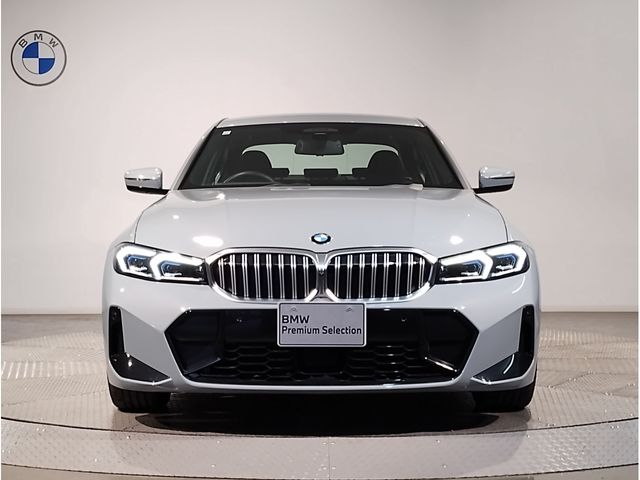 BMW 3 Series sedan