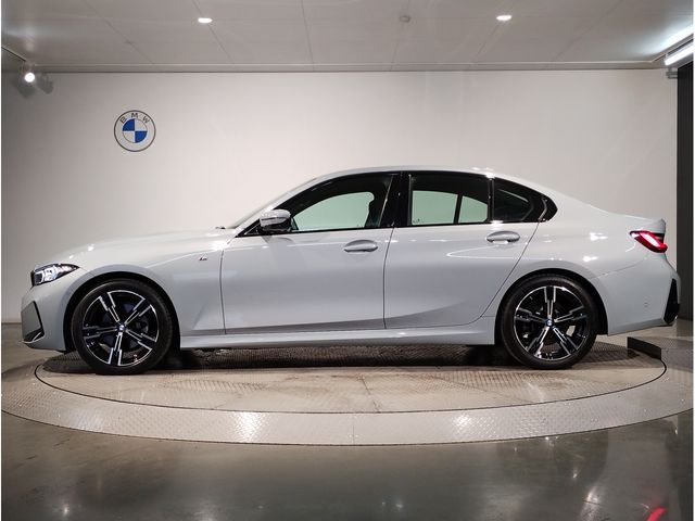 BMW 3 Series sedan