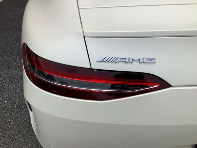 MERCEDES AMG GT 4DOOR coupe HYBRID