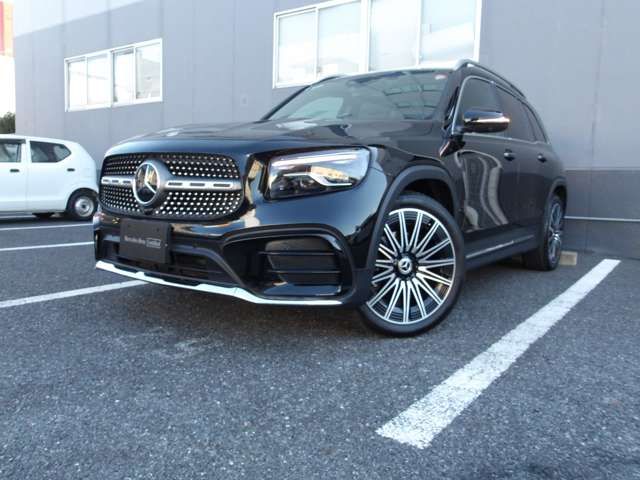 MERCEDES BENZ GLB