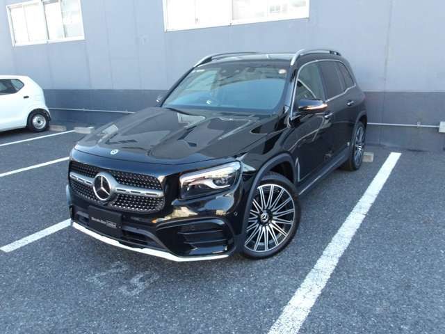 MERCEDES BENZ GLB