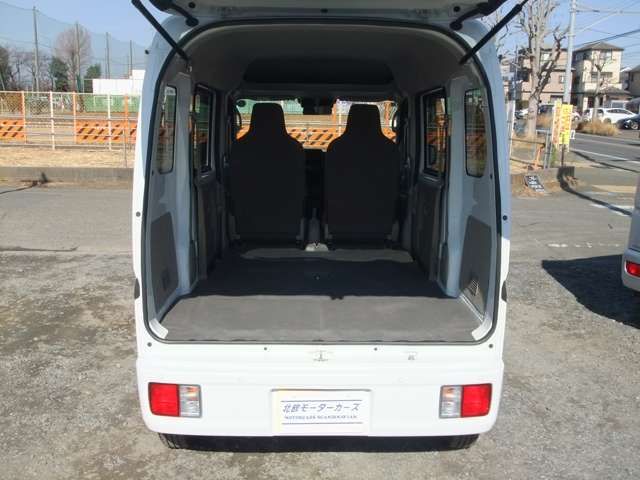 MINICAB van